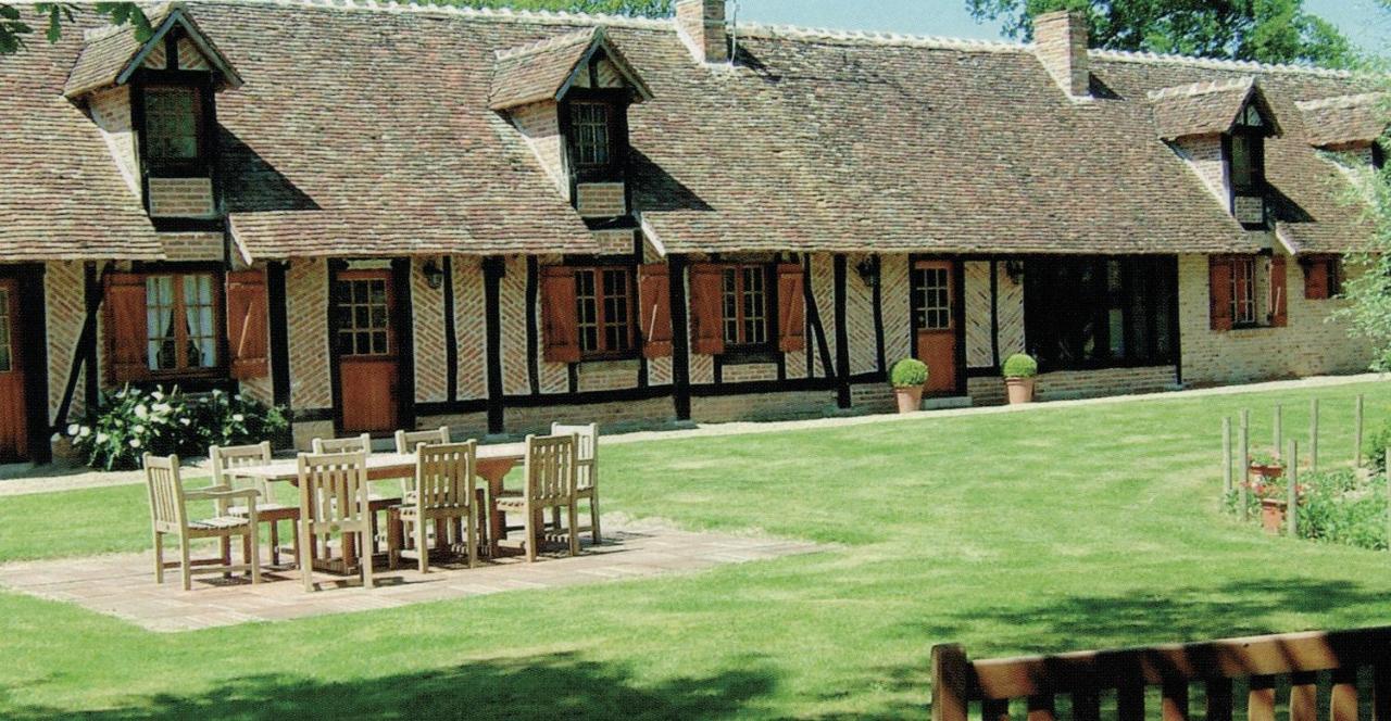 La Rabouillere Bed & Breakfast Le Controis-en-Sologne ภายนอก รูปภาพ